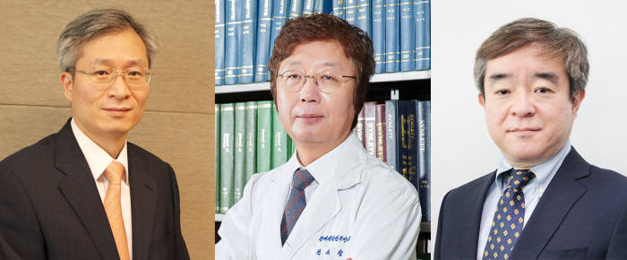 (왼쪽부터) 한미약품 우종수 사장, 권세창 사장, 김선진 부사장